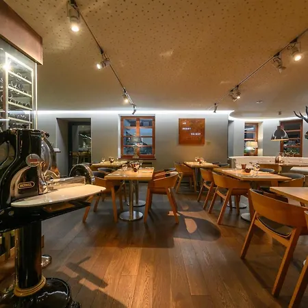 Bedriska Wellness & 酒店