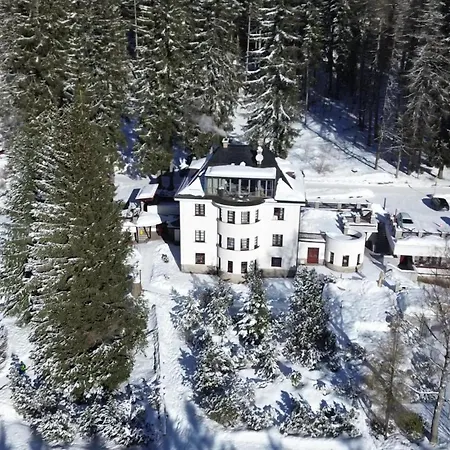 Bedriska Wellness & 4*