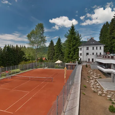 Bedriska Wellness & Готель