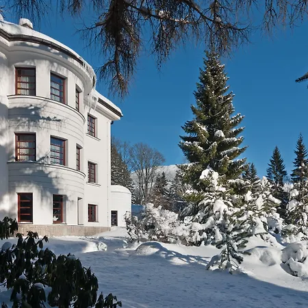 Bedriska Wellness & Готель 4*