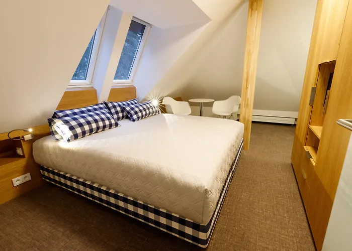 Bedriska Wellness & 4*